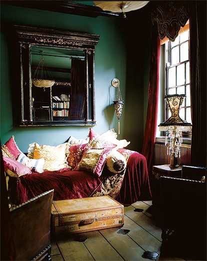 Eye Candy: 10 Stylish Dark and Moody Interiors | Living room ideas