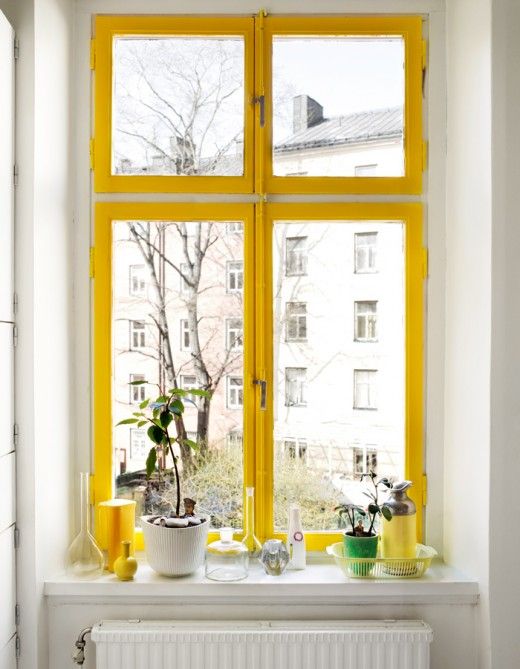 Måla fönstret gult | Glenhaven Avenue | Gult, Fönster och Bohemiska hem