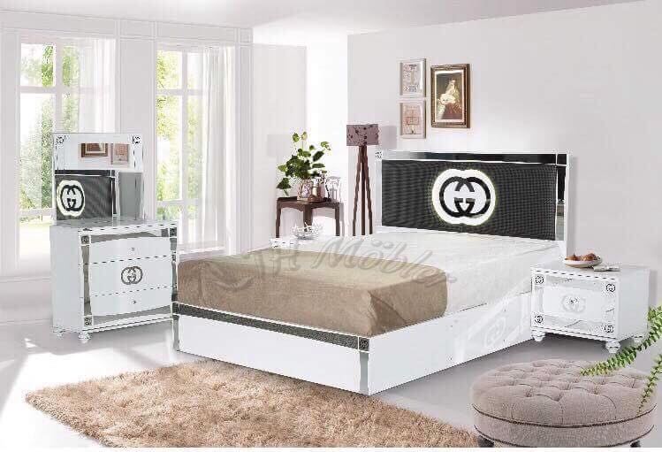 Möbler för vitt sovrum