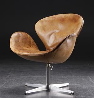 Lauritz.com - Moderna bord och stolar - Arne Jacobsen. Hvilestol