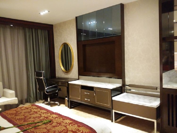 Kina Modern säng stolar sovrum möbler uppsättningar för gästfrihet
