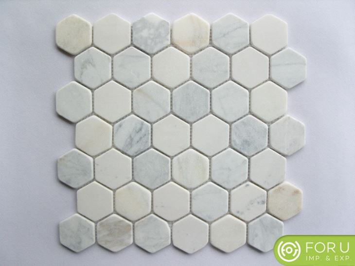 Natural Calacatta Vit Marmor Stone Mosaikplattor För Badrum Golv