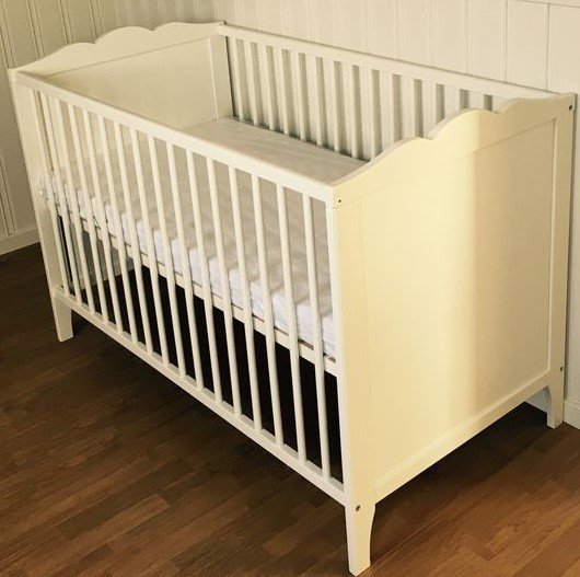 Spjälsäng babysäng barnsäng baby säng (355505872) ᐈ Köp på Tradera