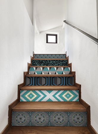 papered staircase ideas